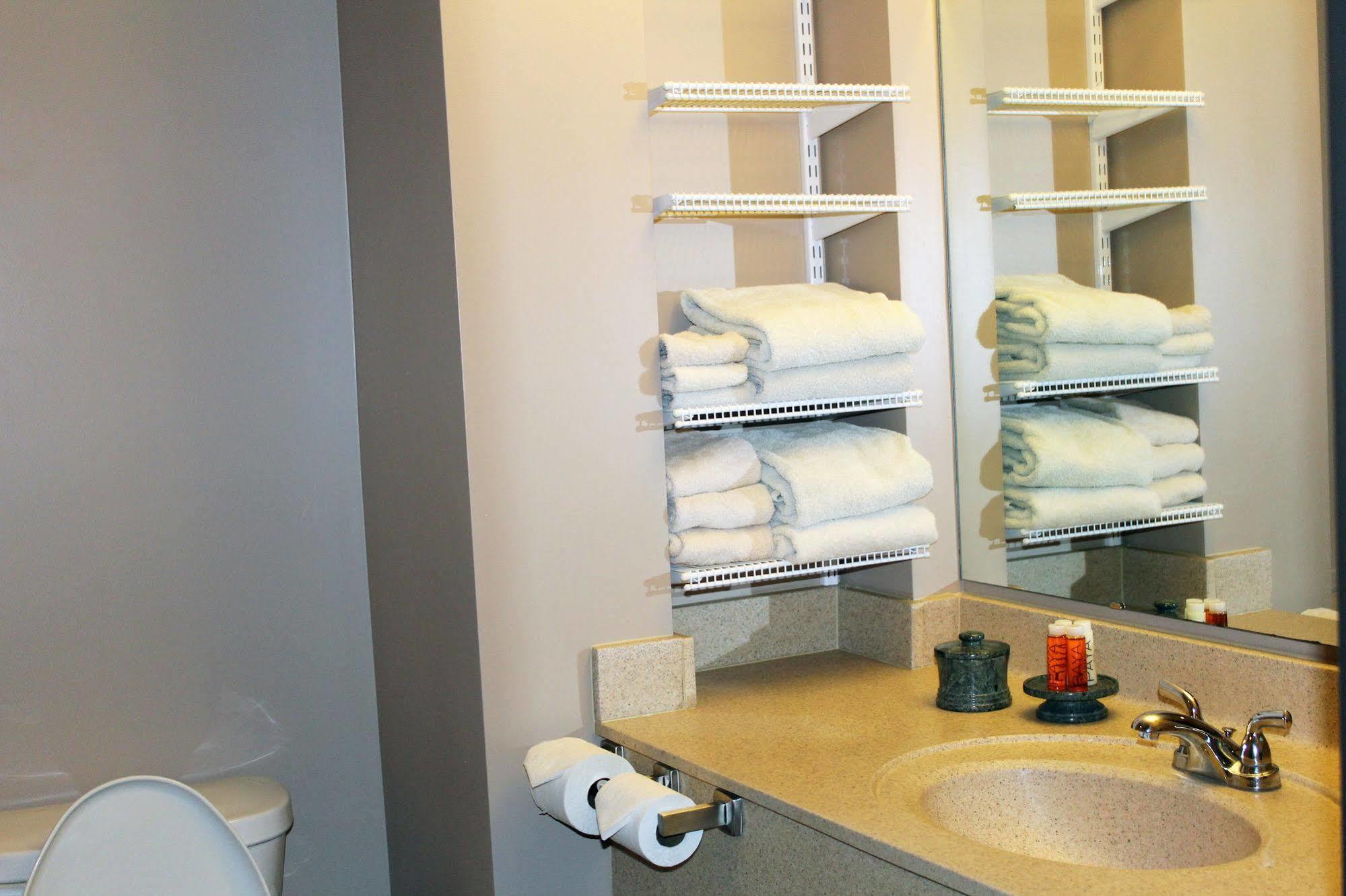 Bell'S Extended Stay And Suites 세인트 로버트 외부 사진