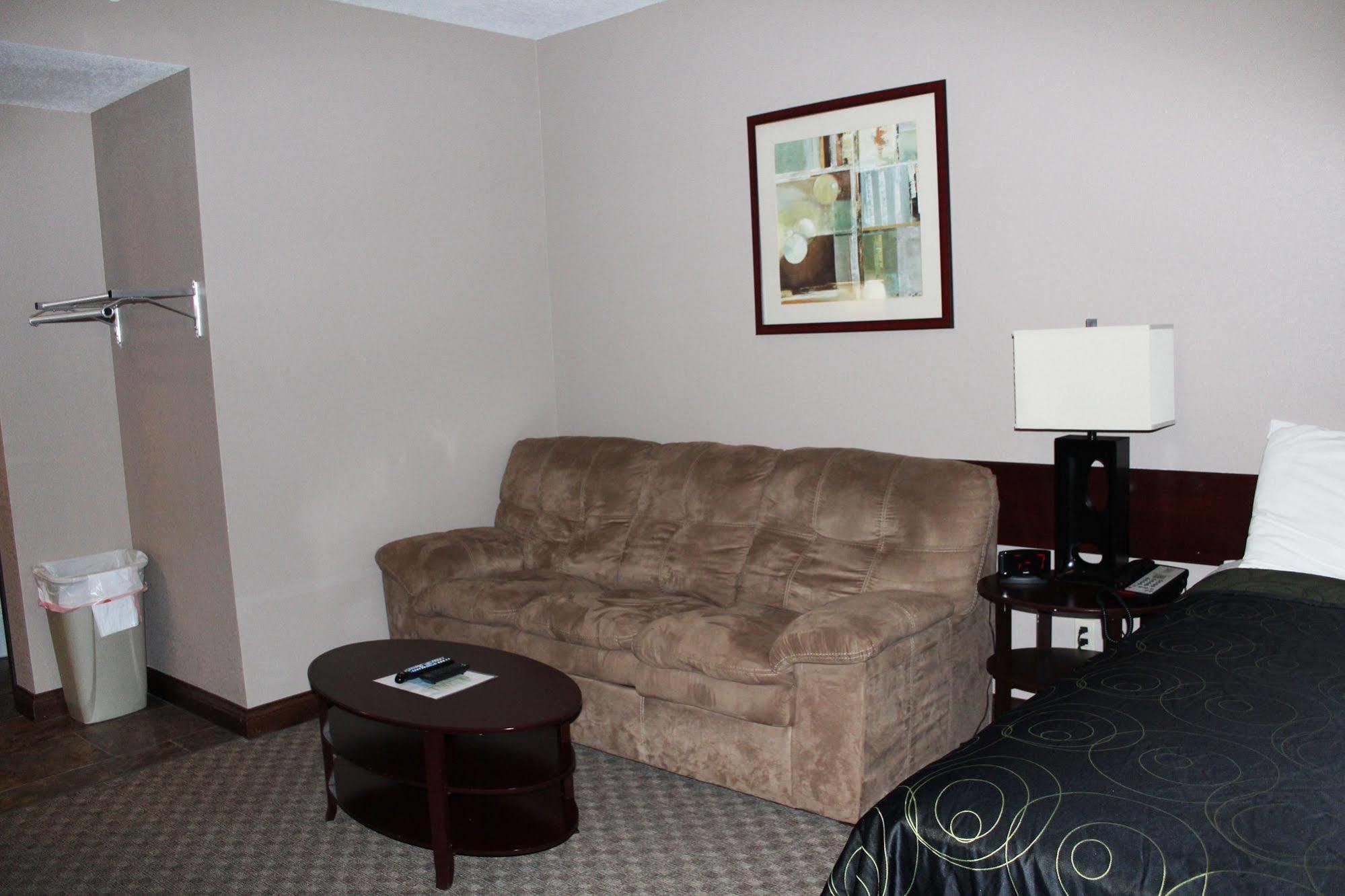 Bell'S Extended Stay And Suites 세인트 로버트 외부 사진