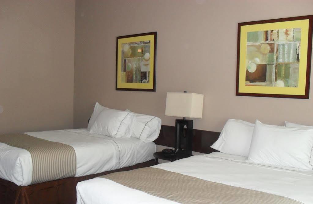 Bell'S Extended Stay And Suites 세인트 로버트 외부 사진